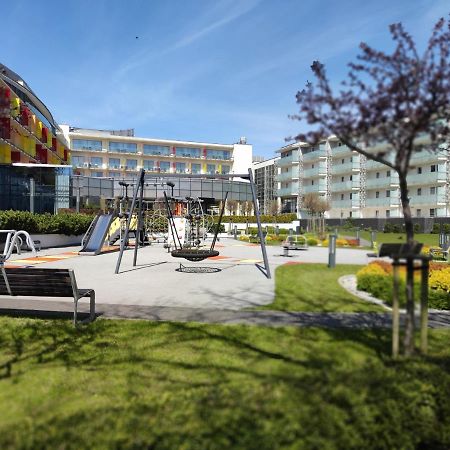Apartament Przy Hotelu Aquarius Kolberg Exterior foto