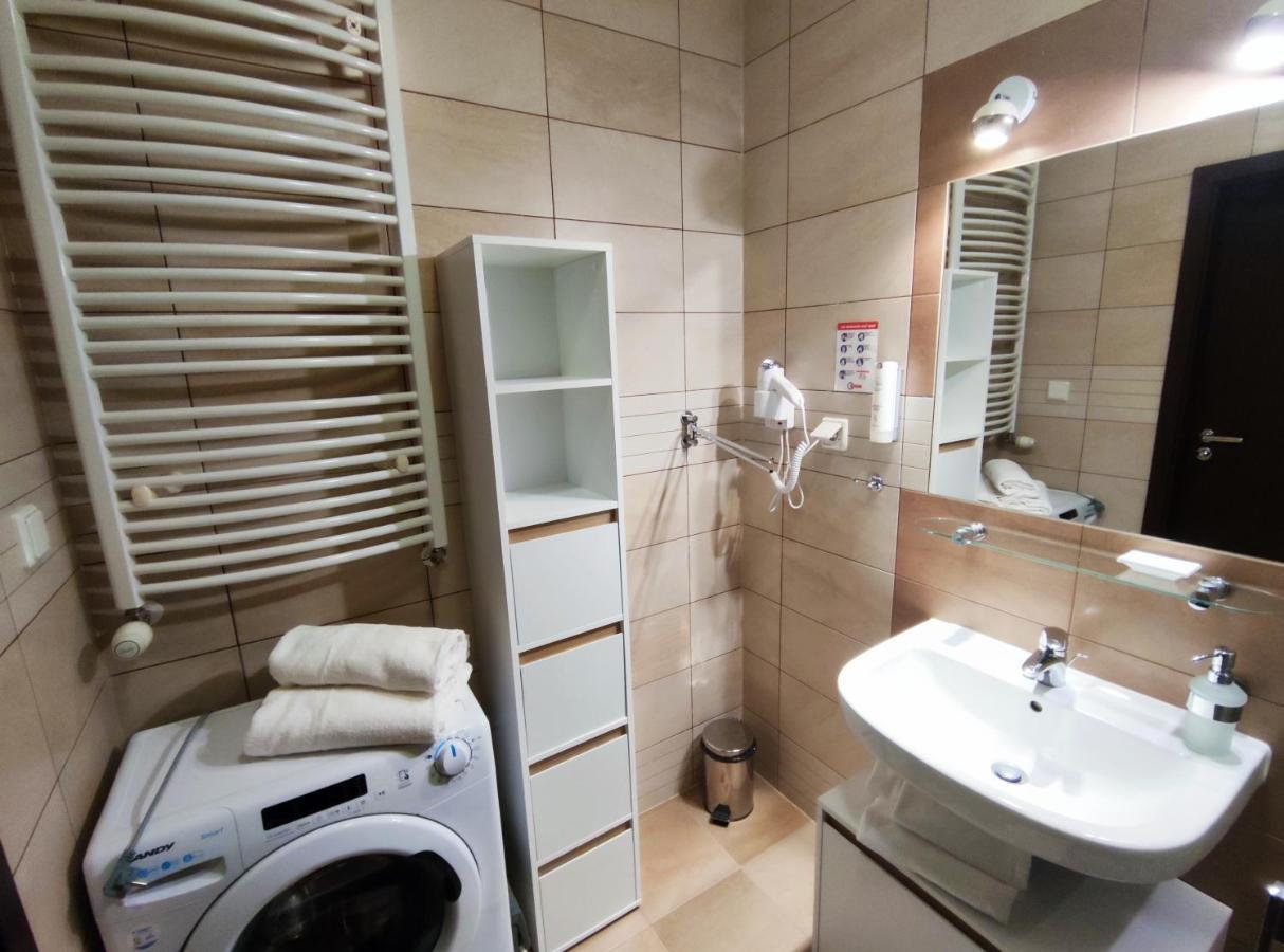 Apartament Przy Hotelu Aquarius Kolberg Exterior foto
