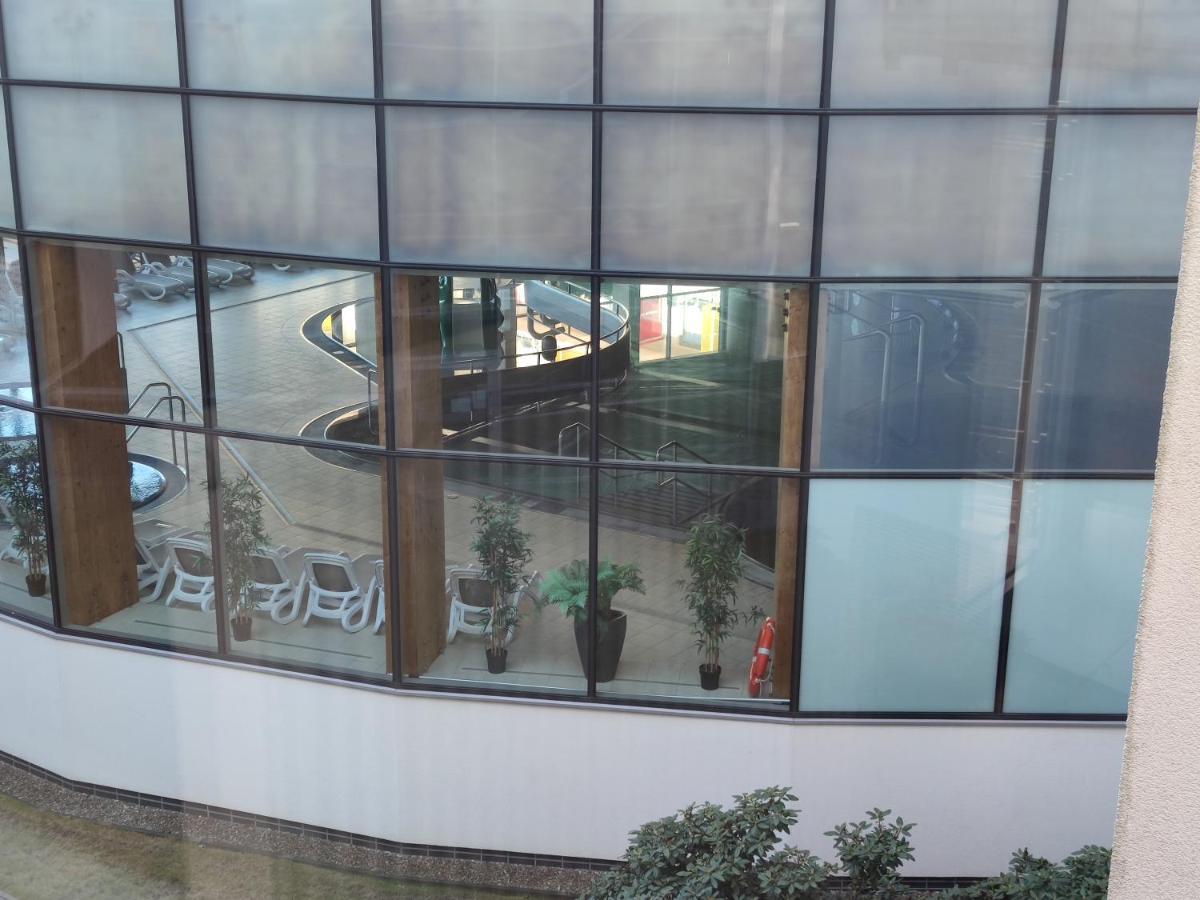 Apartament Przy Hotelu Aquarius Kolberg Exterior foto