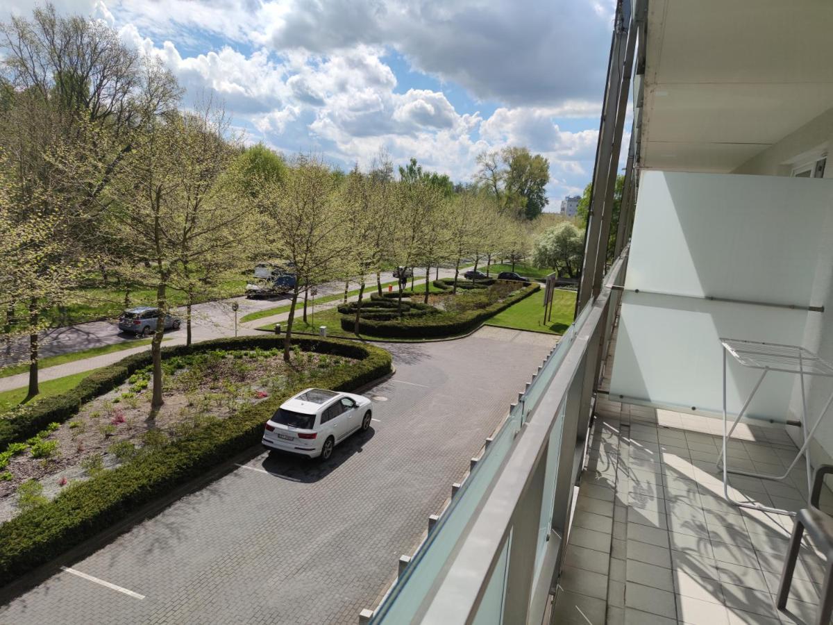 Apartament Przy Hotelu Aquarius Kolberg Exterior foto