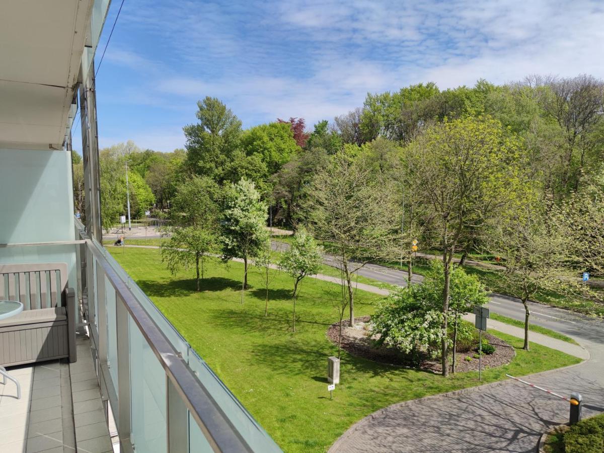 Apartament Przy Hotelu Aquarius Kolberg Exterior foto